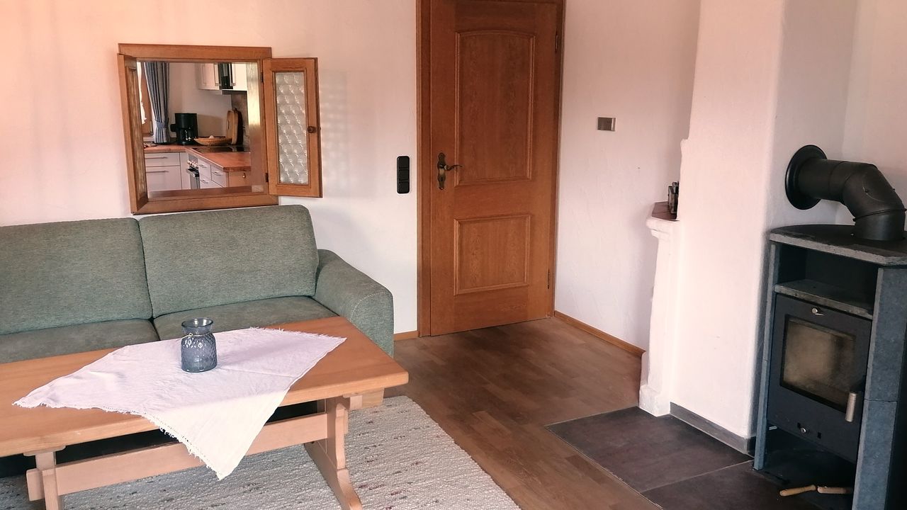 Wohnzimmer mit Schwedenofen Wohnzimmer mit Schwedenofen